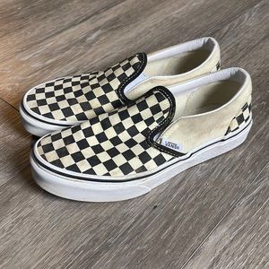 vans black and white checkered slip on boys sneakers